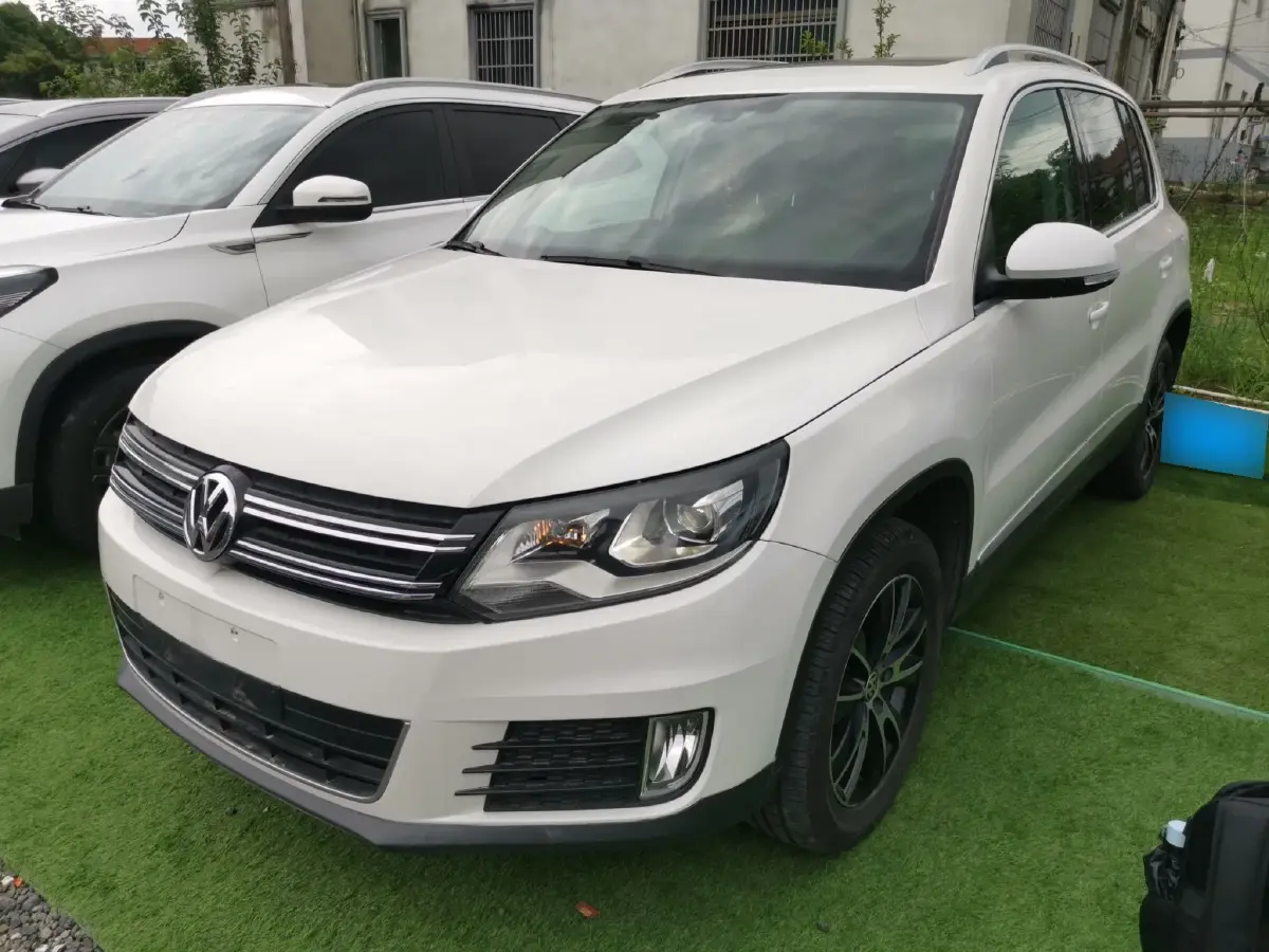 2015 Volkswagen Tiguan 1.8T 160HP L4 6AT