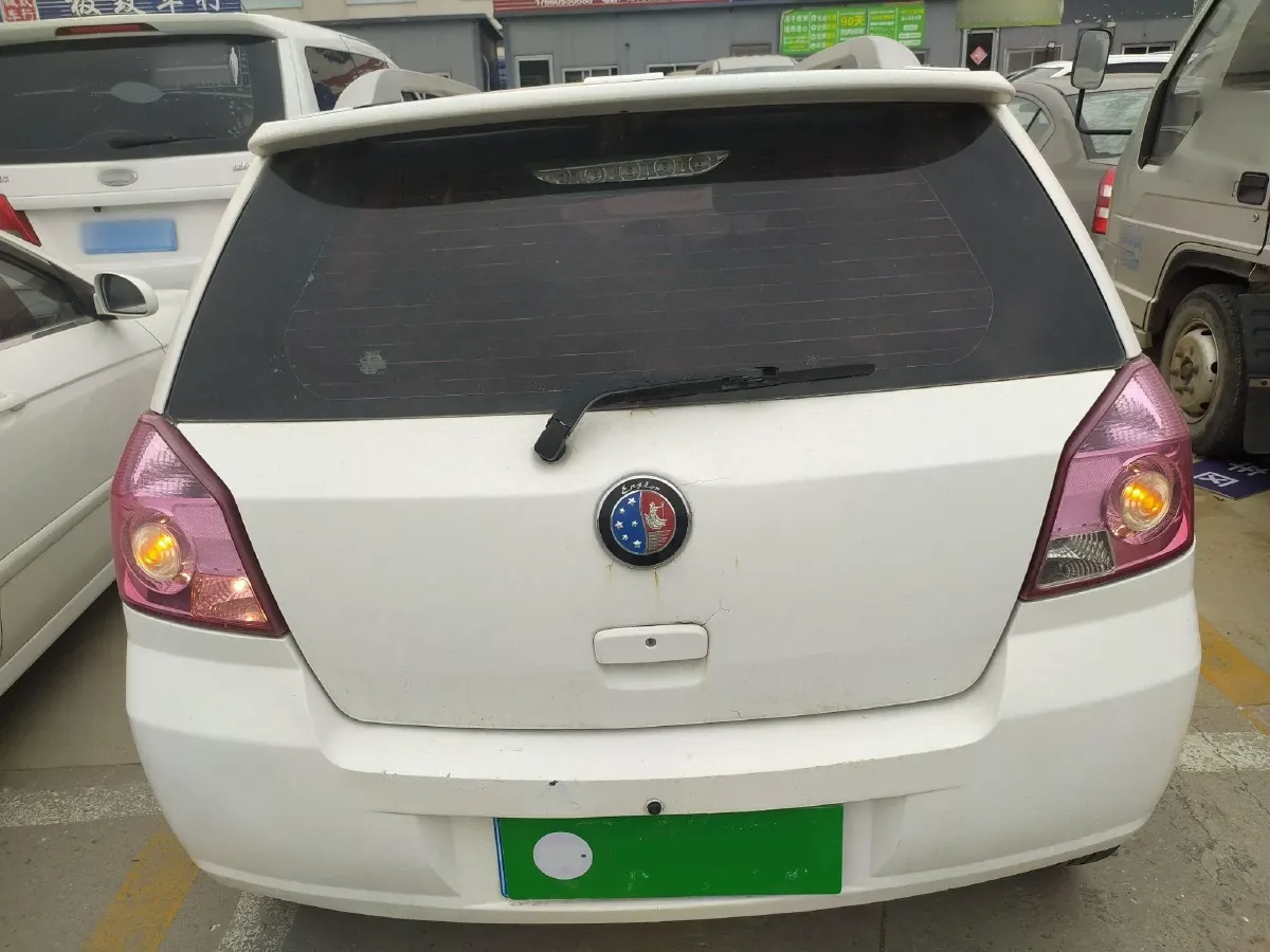 2014 Geely KingKong 1.5L 102HP L4 5MT,autocango,china used car exporter,china ev exporter,chinese used car exporter,chinese used ev exporter
