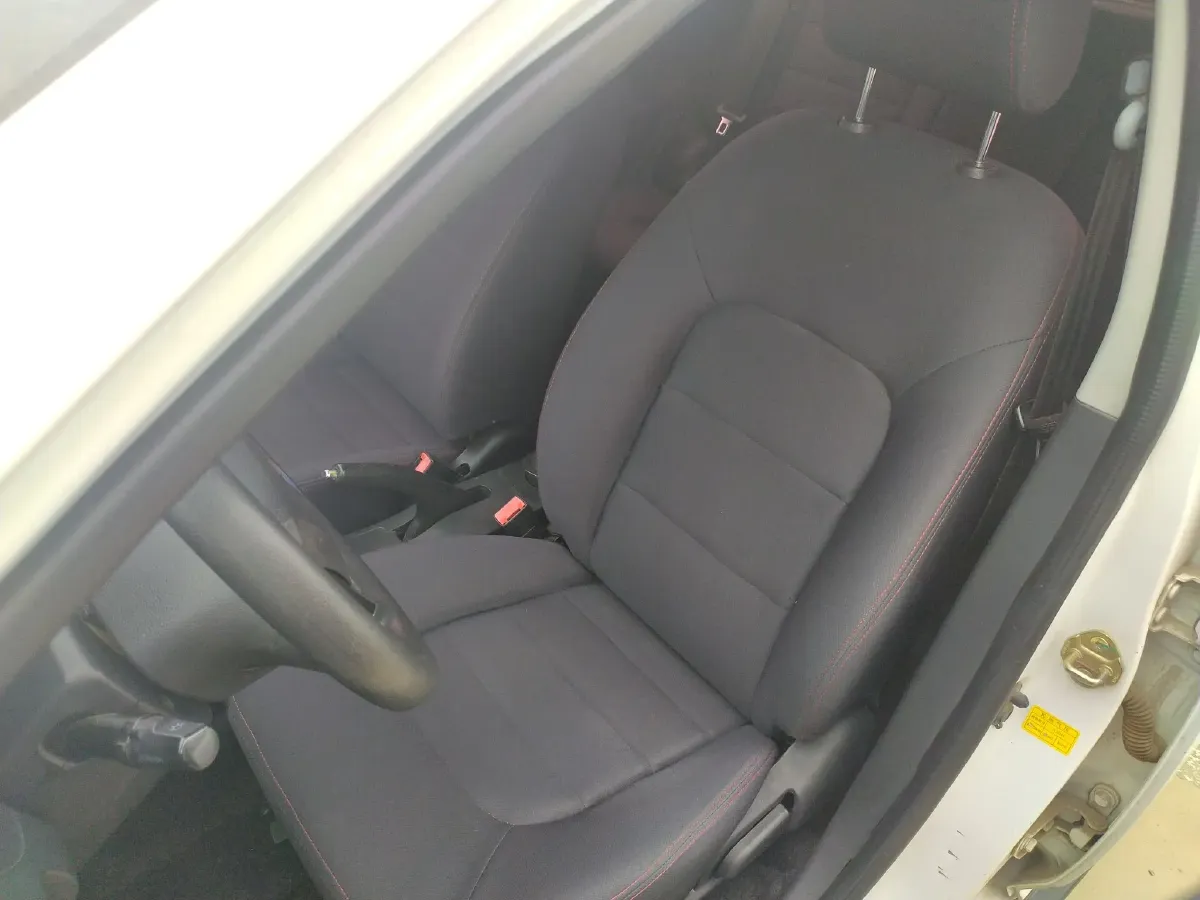 2014 Geely KingKong 1.5L 102HP L4 5MT,autocango,china used car exporter,china ev exporter,chinese used car exporter,chinese used ev exporter