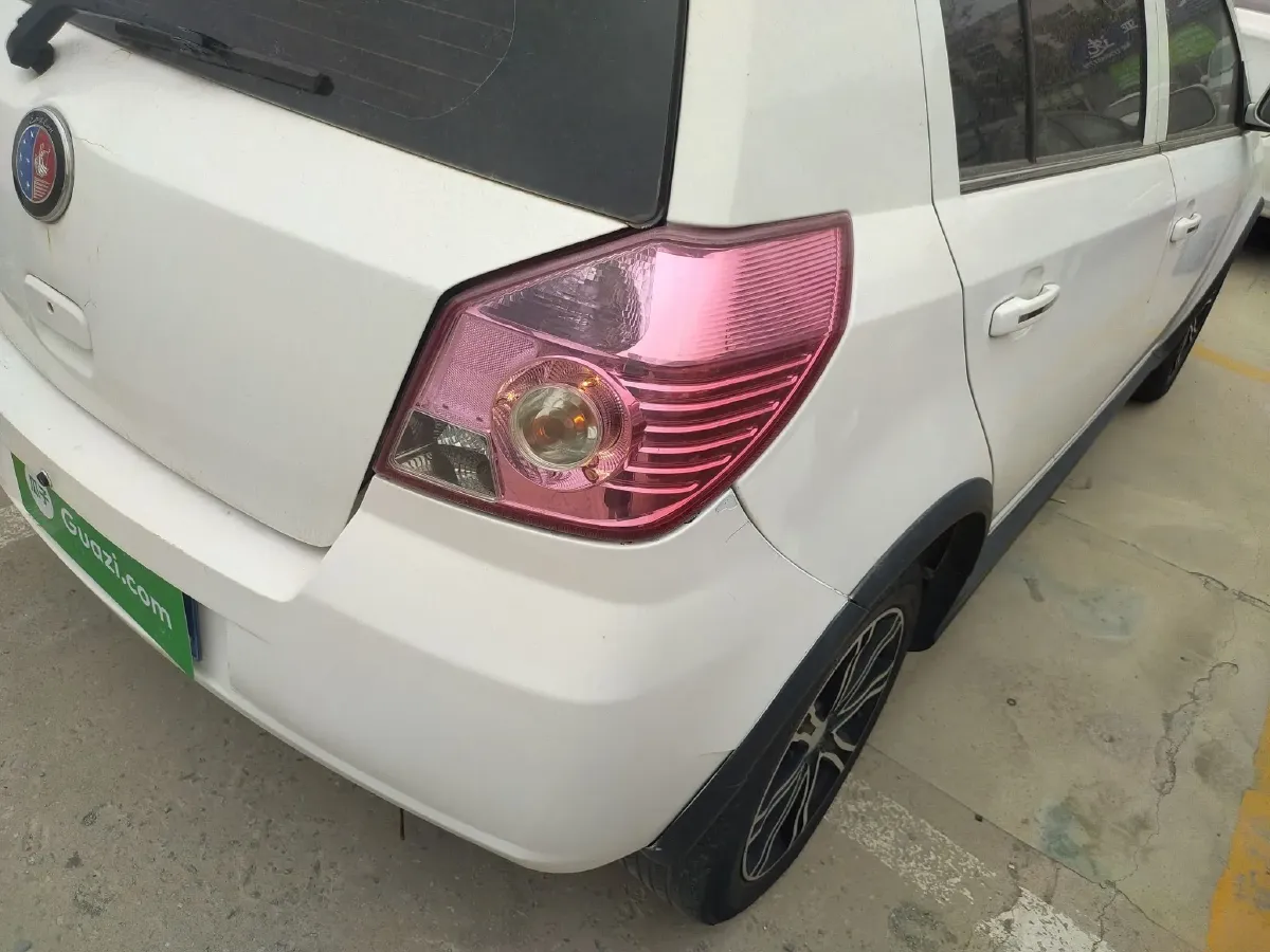 2014 Geely KingKong 1.5L 102HP L4 5MT,autocango,china used car exporter,china ev exporter,chinese used car exporter,chinese used ev exporter