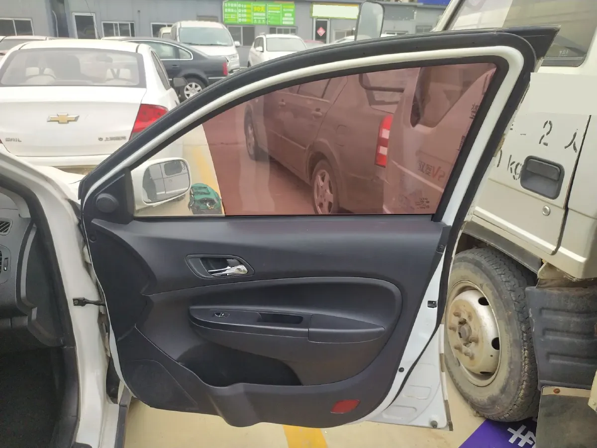 2014 Geely KingKong 1.5L 102HP L4 5MT,autocango,china used car exporter,china ev exporter,chinese used car exporter,chinese used ev exporter