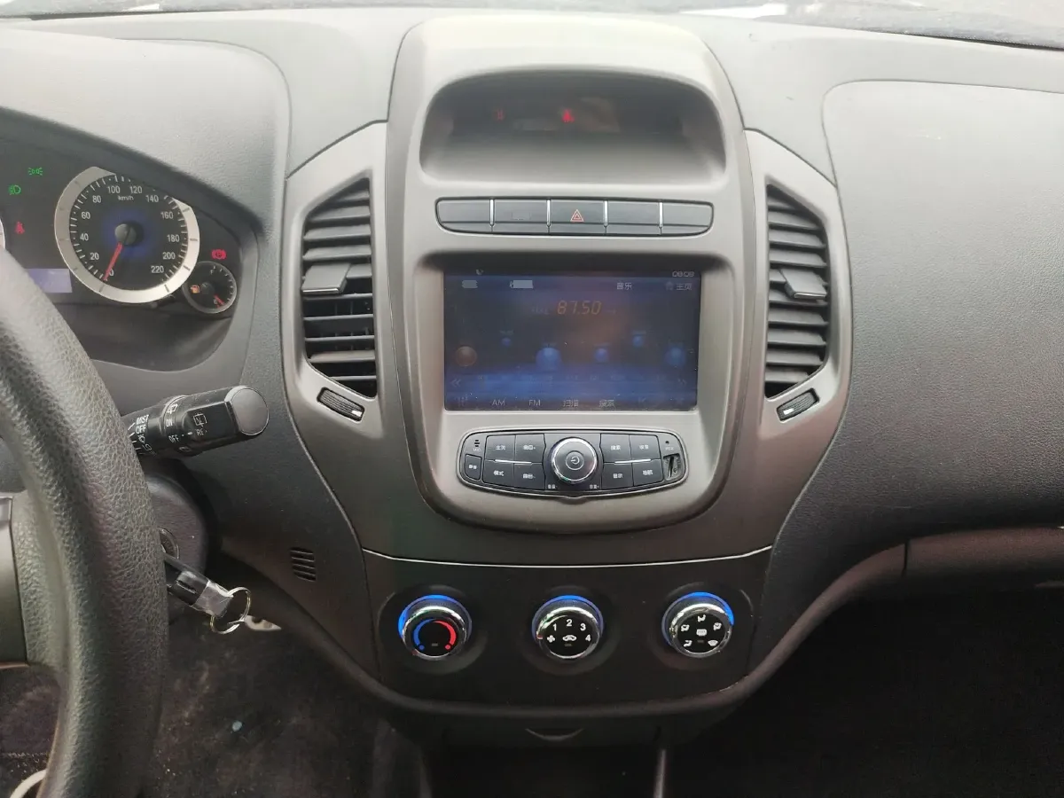 2014 Geely KingKong 1.5L 102HP L4 5MT,autocango,china used car exporter,china ev exporter,chinese used car exporter,chinese used ev exporter