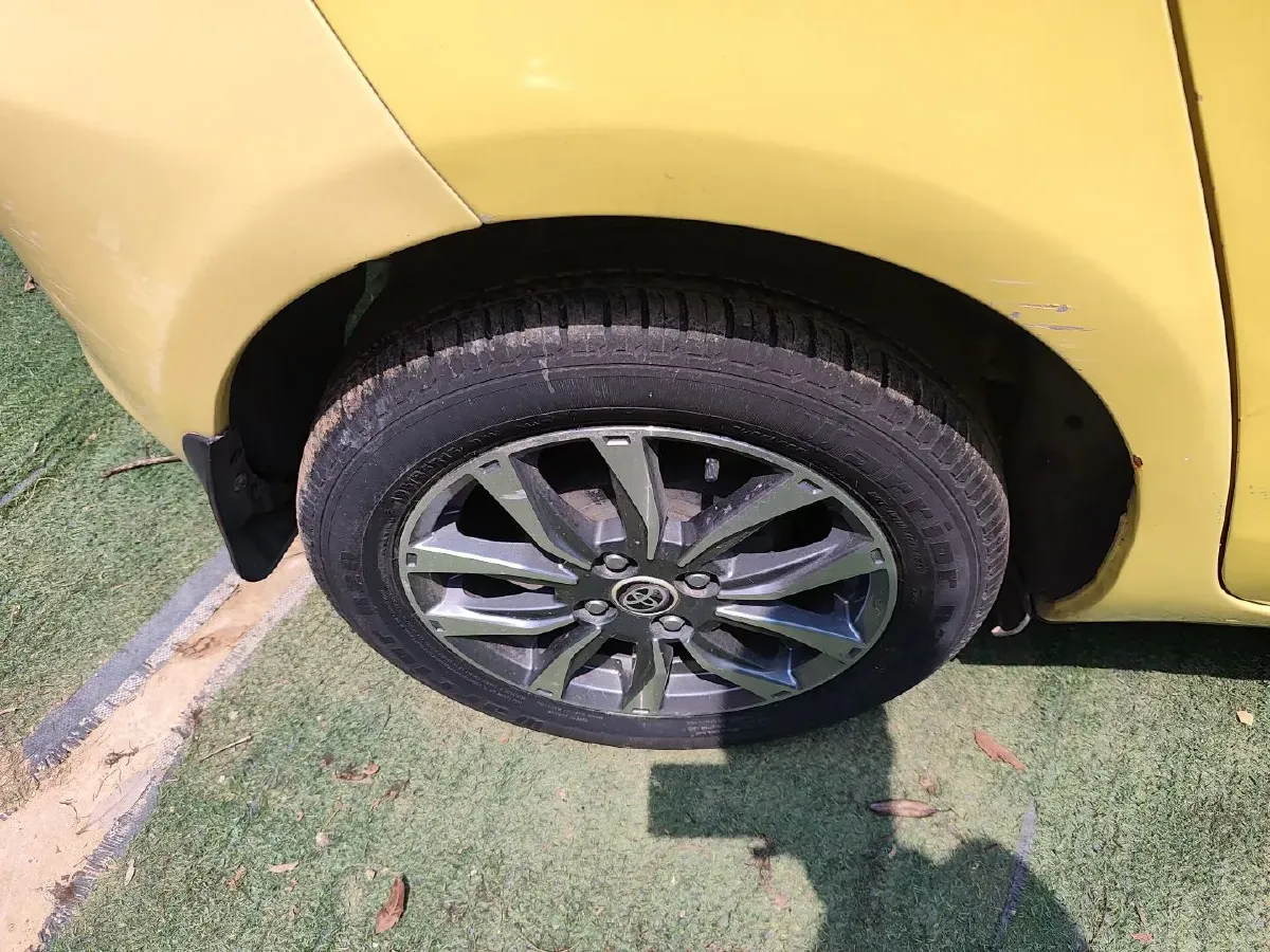 2011 Toyota Yaris 1.6L 118HP L4 4AT,autocango,china used car exporter,china ev exporter,chinese used car exporter,chinese used ev exporter