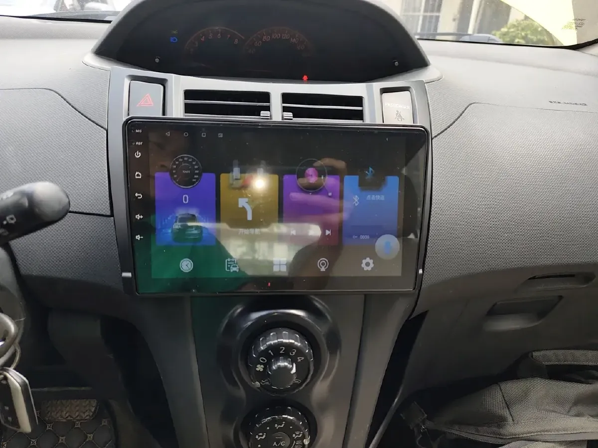 2011 Toyota Yaris 1.6L 118HP L4 4AT,autocango,china used car exporter,china ev exporter,chinese used car exporter,chinese used ev exporter