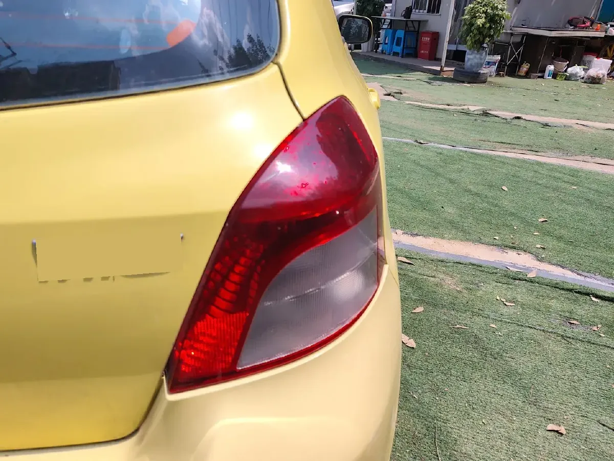 2011 Toyota Yaris 1.6L 118HP L4 4AT,autocango,china used car exporter,china ev exporter,chinese used car exporter,chinese used ev exporter