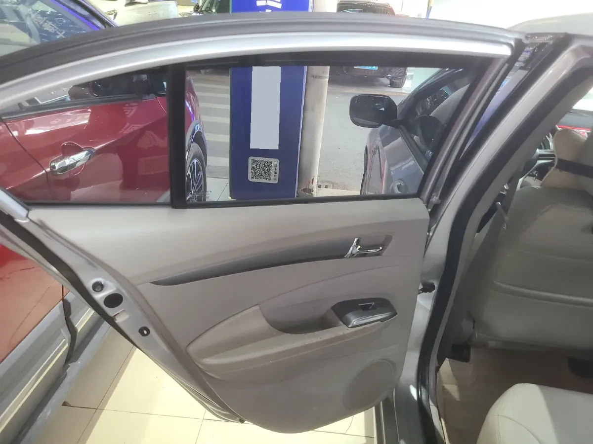 2012 Honda City Classic 1.5L 120HP L4 5MT,autocango,china used car exporter,china ev exporter,chinese used car exporter,chinese used ev exporter