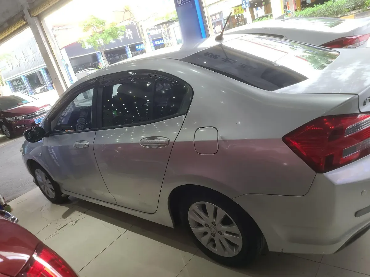 2012 Honda City Classic 1.5L 120HP L4 5MT,autocango,china used car exporter,china ev exporter,chinese used car exporter,chinese used ev exporter