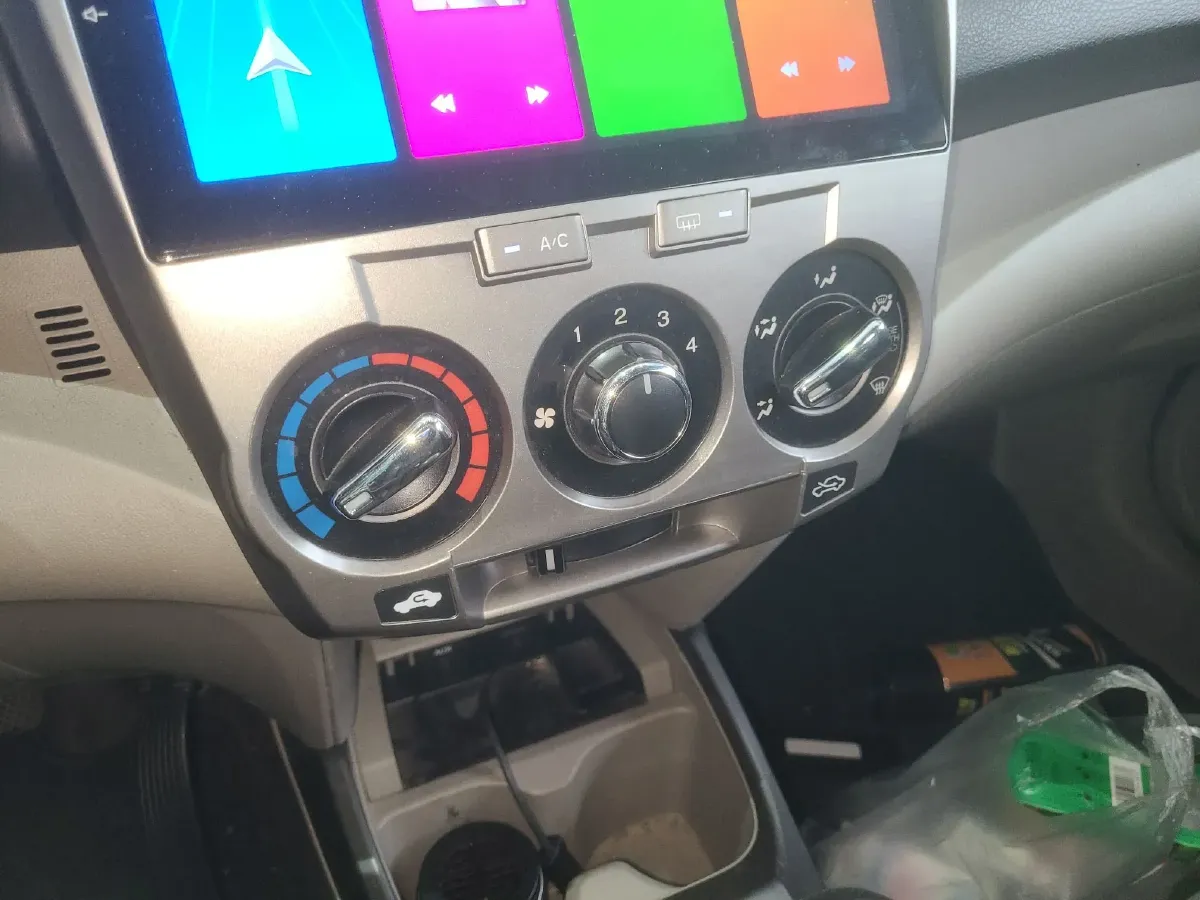 2012 Honda City Classic 1.5L 120HP L4 5MT,autocango,china used car exporter,china ev exporter,chinese used car exporter,chinese used ev exporter