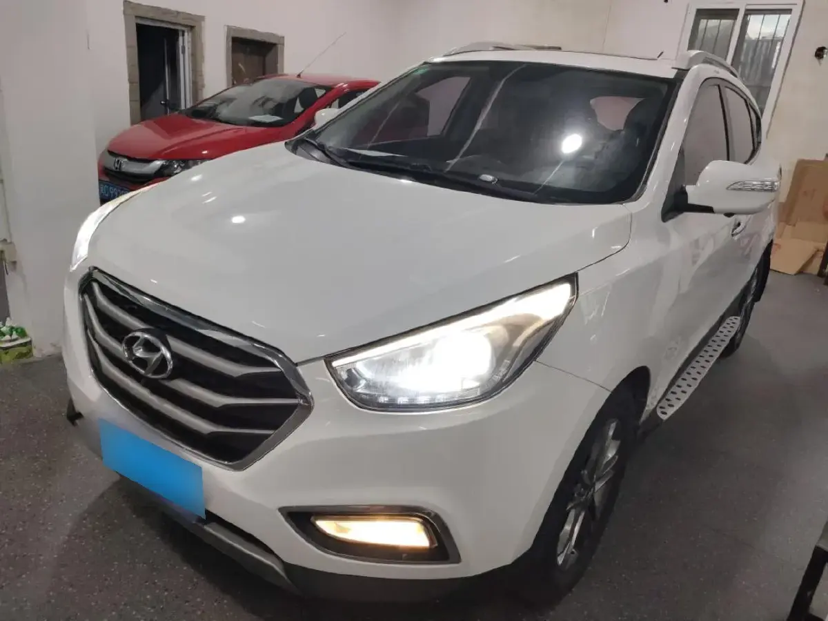 2015 Hyundai ix35 2.0L 165HP L4 6AT