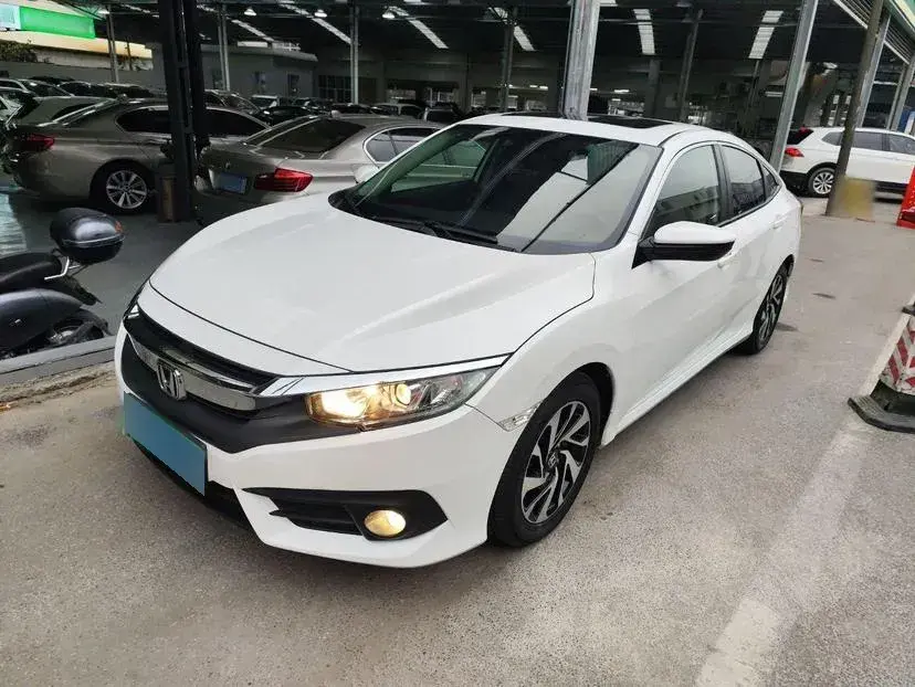 2016 Honda Civic 1.5T 177HP L4 CVT