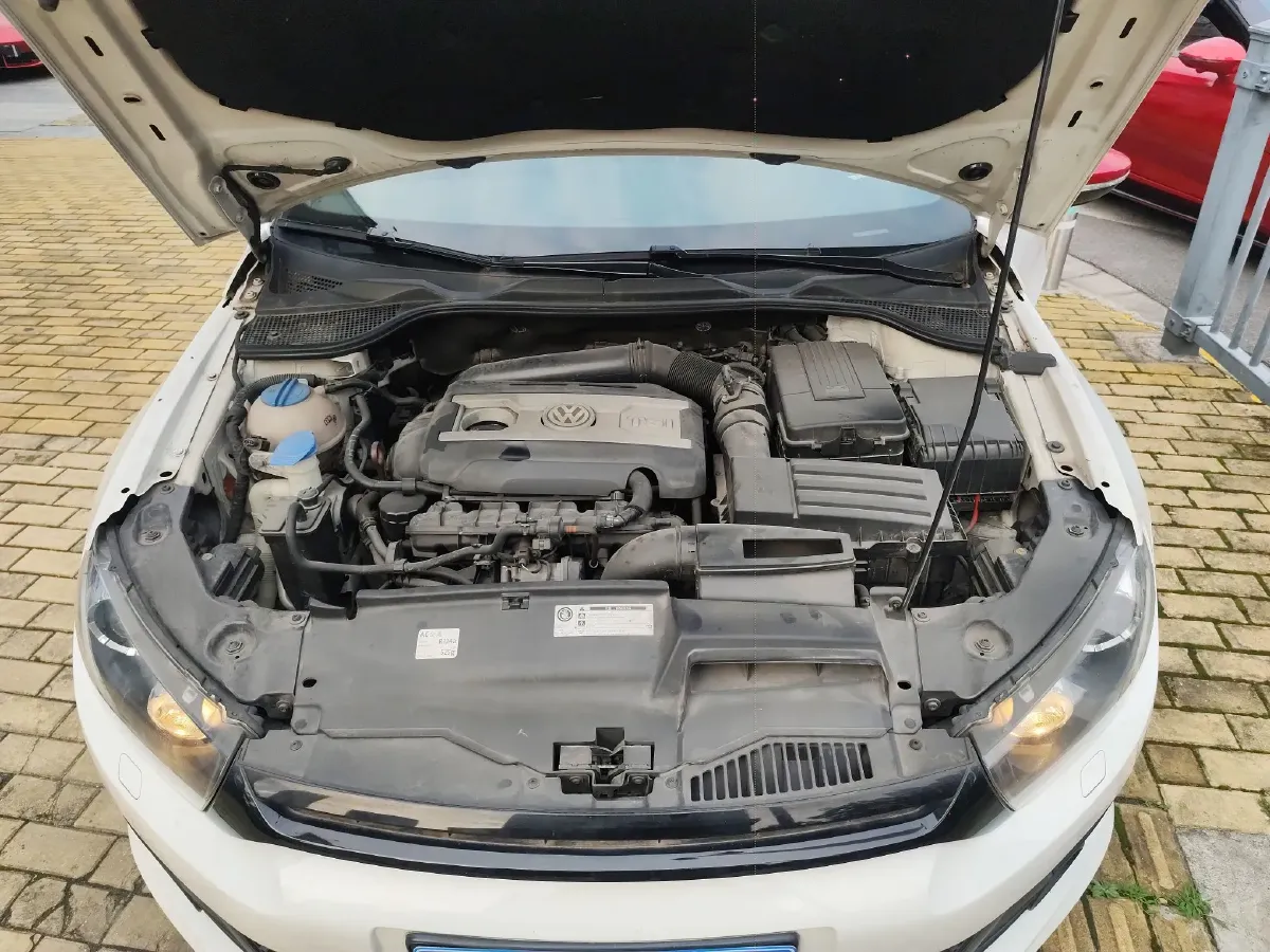 2011 Volkswagen Scirocco 2.0T 211HP L4 6DCT,autocango,china used car exporter,china ev exporter,chinese used car exporter,chinese used ev exporter