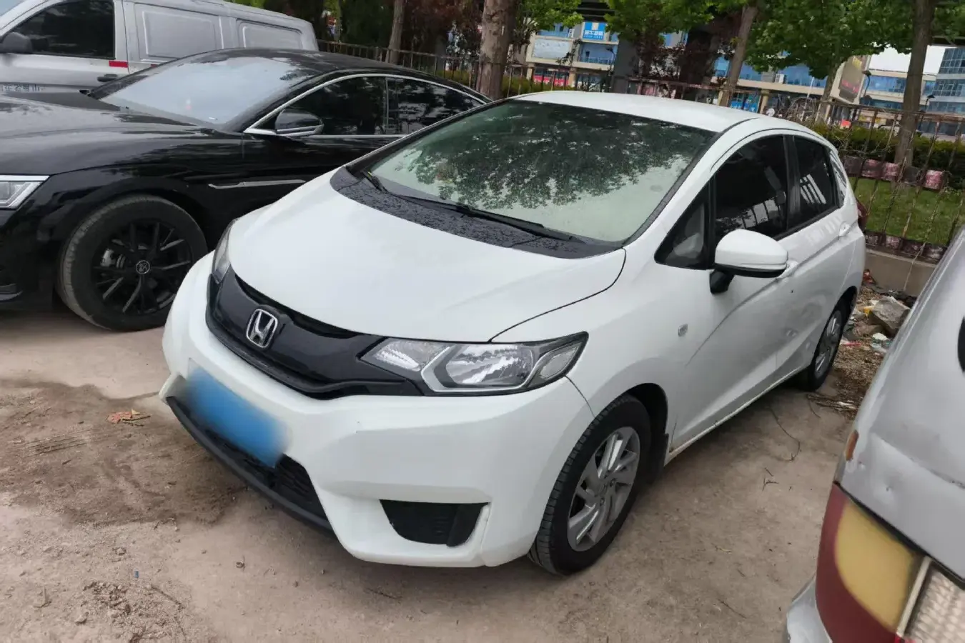 2016 Honda Fit 1.5L 131HP L4 CVT