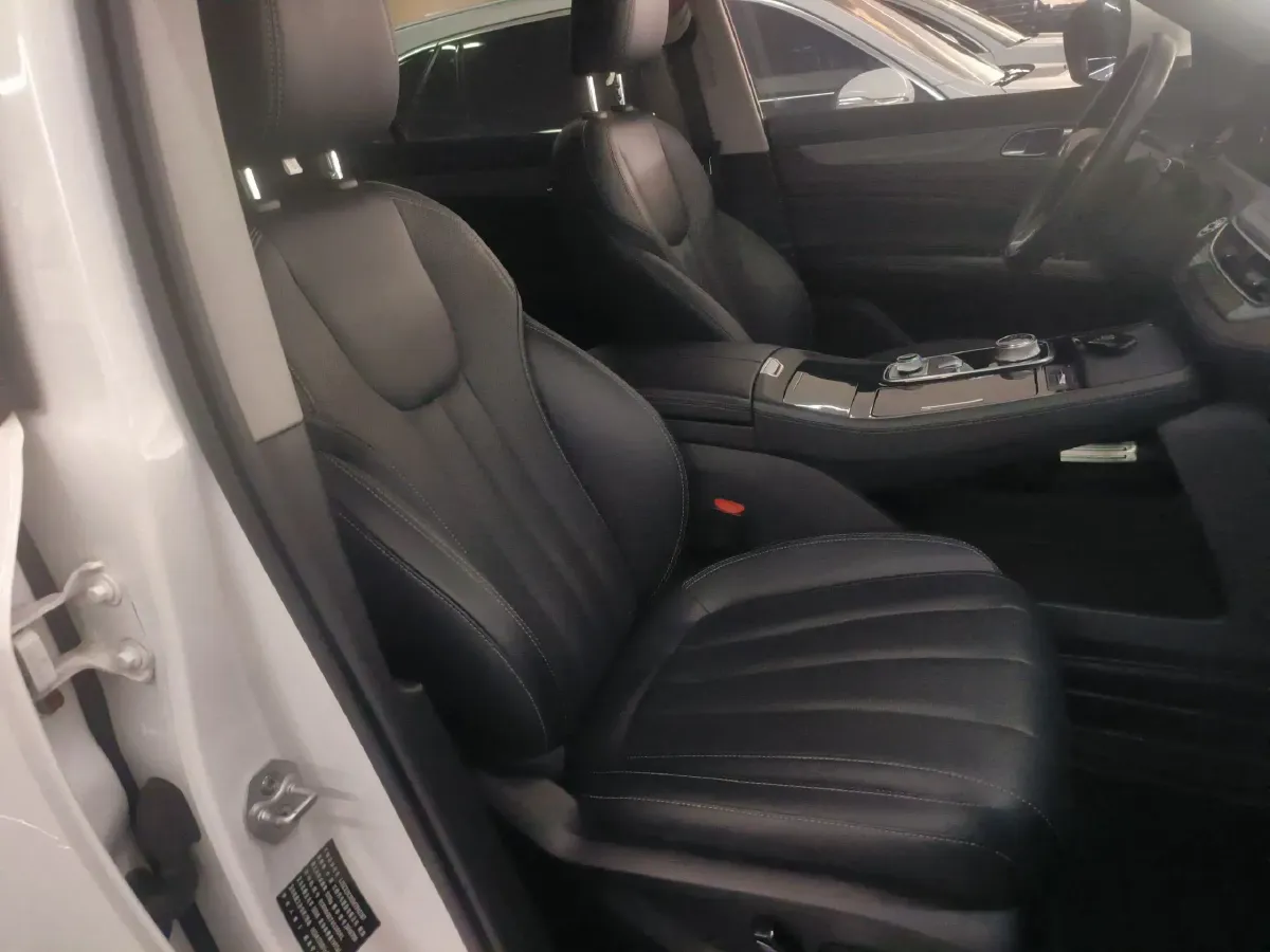 2021 Ford Equator 2.0T 224HP L4 6DCT,autocango,china used car exporter,china ev exporter,chinese used car exporter,chinese used ev exporter