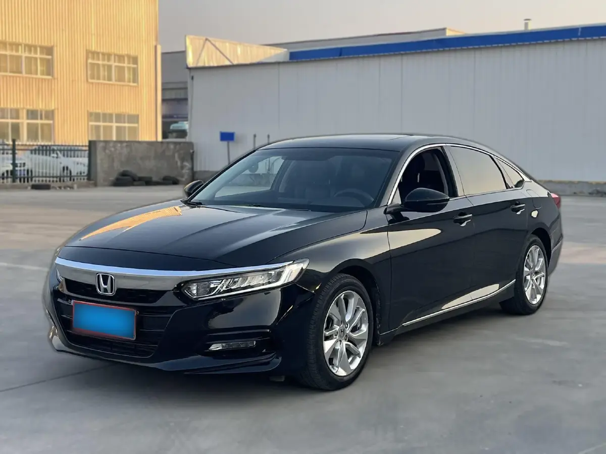 2018 Honda Accord 1.5T 194HP L4 CVT