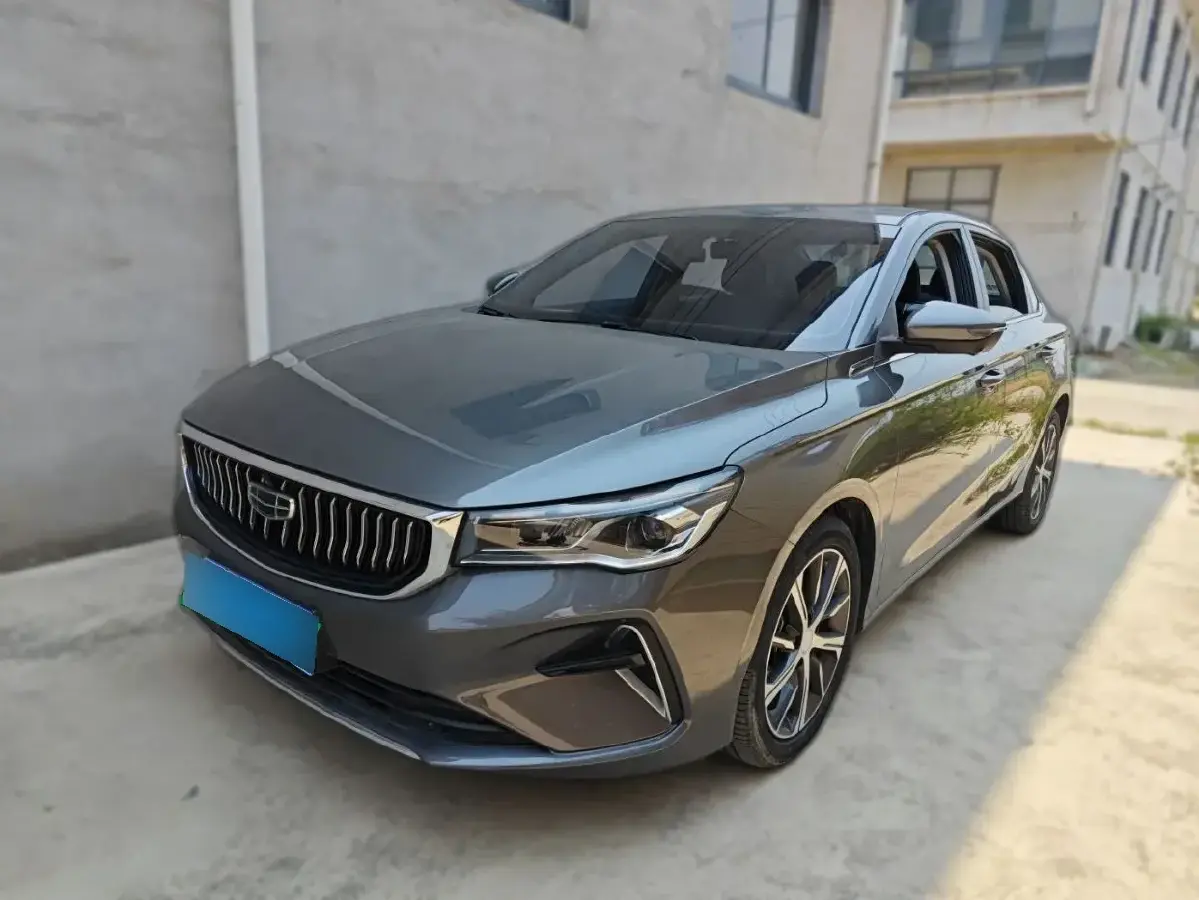 2022 Geely Emgrand 1.5L 114HP L4 CVT