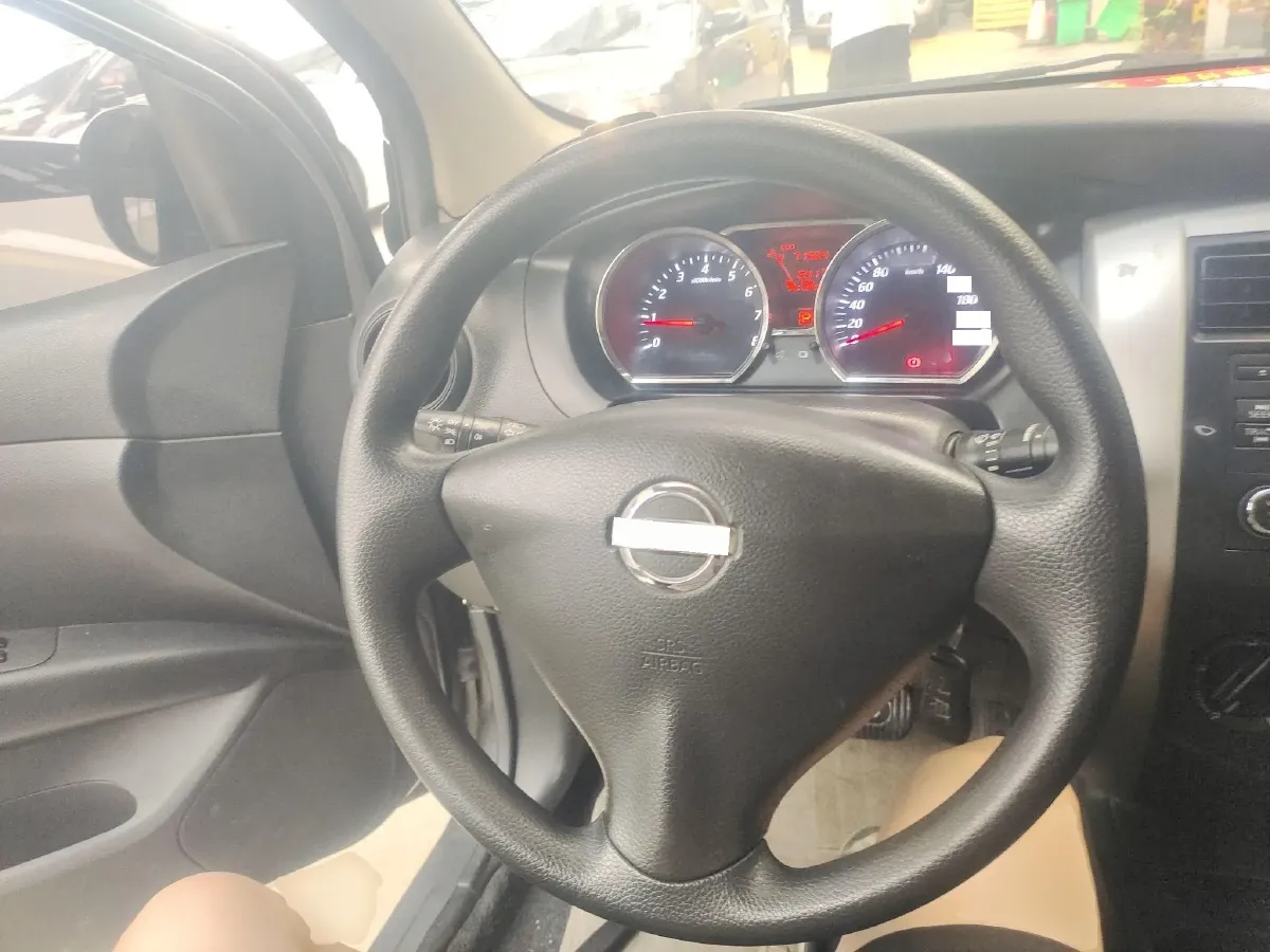 2015 Nissan Livina 1.6L 124HP L4 CVT,autocango,china used car exporter,china ev exporter,chinese used car exporter,chinese used ev exporter