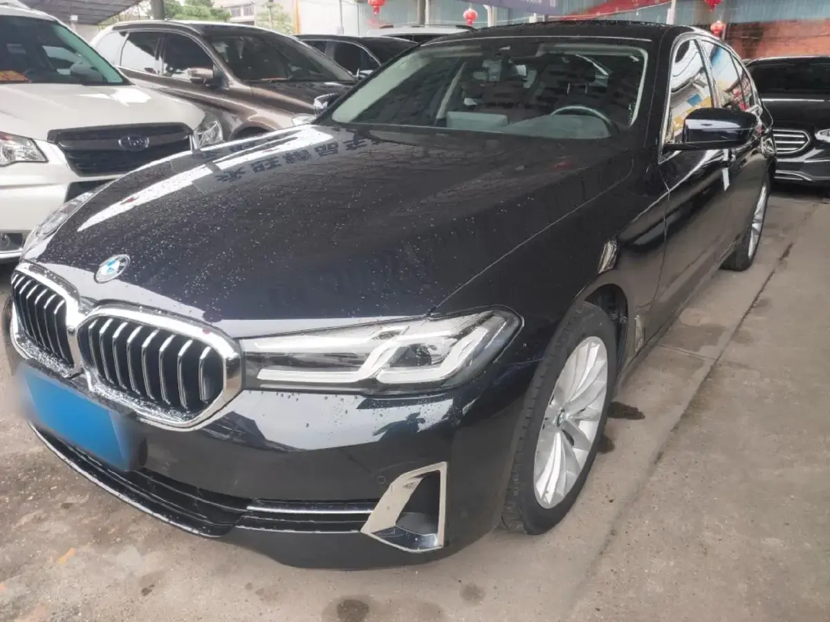 2022 BMW 5 Series 2.0T 184HP L4 8AT