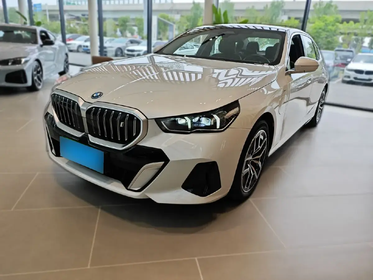 2024 BMW i5 BEV 79.05KWH