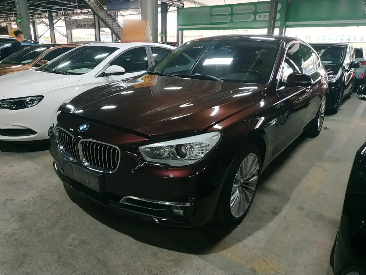 2014 BMW 5 Series GT 2.0T 245HP L4 8AT