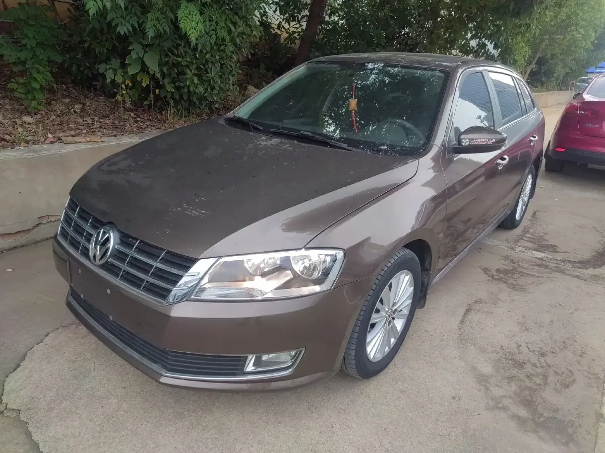 2013 Volkswagen Gran Lavida 1.4T 131HP L4 5MT