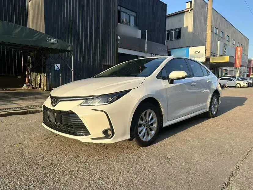 2021 Toyota Corolla 1.2T 116HP L4 CVT