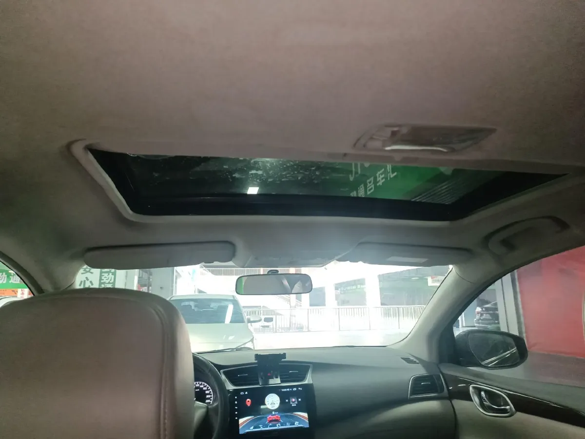 2012 Nissan Sylphy 1.6L 126HP L4 5MT,autocango,china used car exporter,china ev exporter,chinese used car exporter,chinese used ev exporter