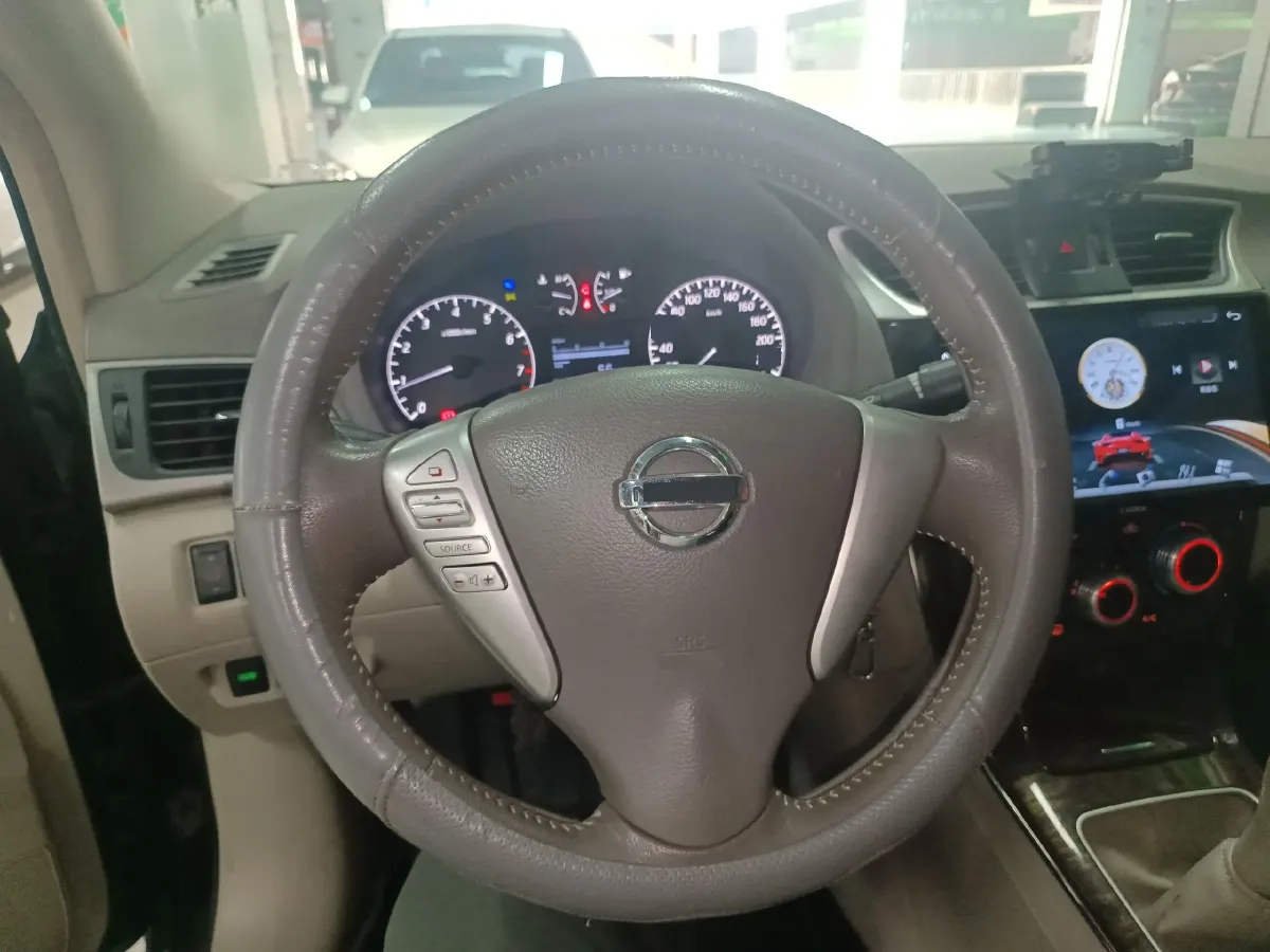 2012 Nissan Sylphy 1.6L 126HP L4 5MT,autocango,china used car exporter,china ev exporter,chinese used car exporter,chinese used ev exporter