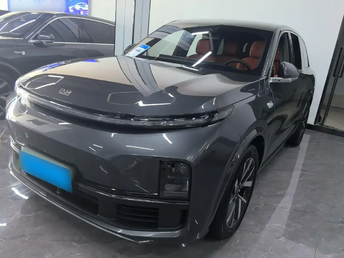 2023 Li L8 Range Extended 154HP REEV 40.9KWH