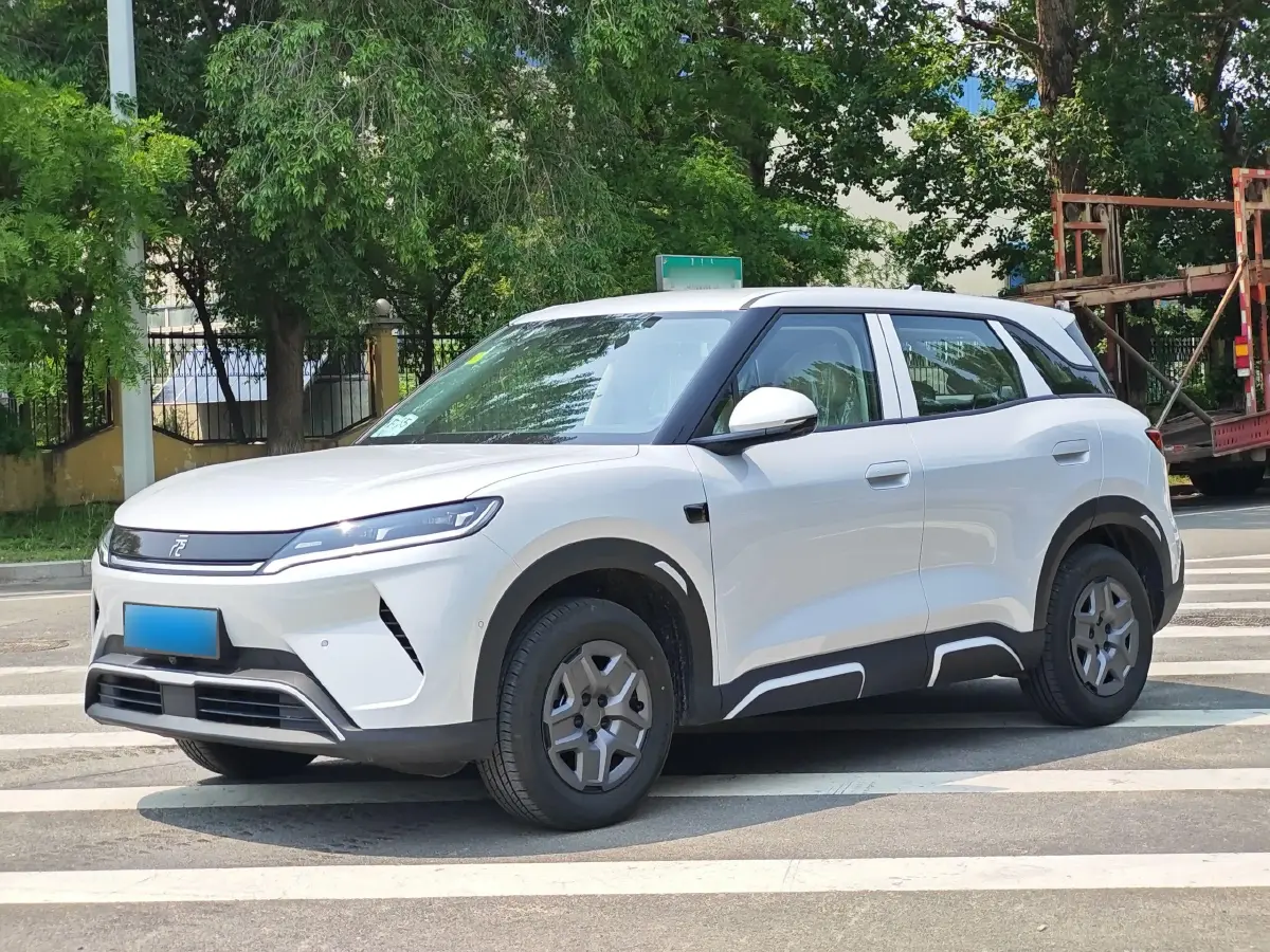2025 BYD YuanUP BEV 45.12KWH