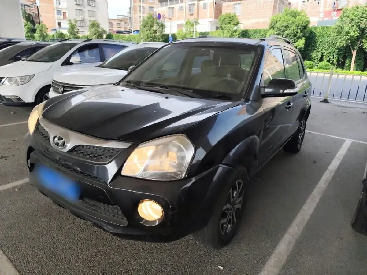 2013 Hyundai Tucson 2.0L 141HP L4 4AT