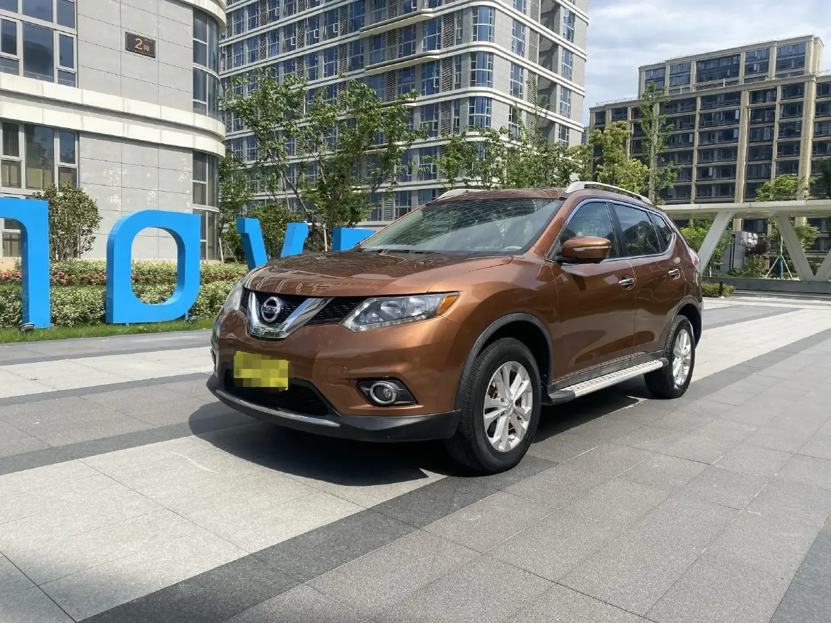 2015 Nissan X-Trail 2.0L 150HP L4 CVT
