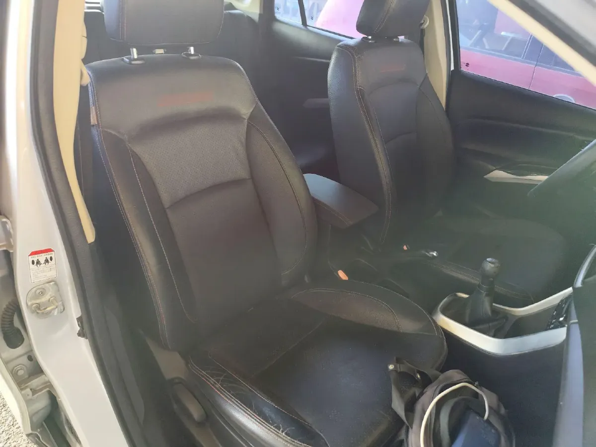 2014 Suzuki S-cross 1.6L 122HP L4 5MT,autocango,china used car exporter,china ev exporter,chinese used car exporter,chinese used ev exporter