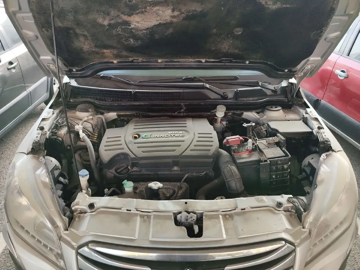 2014 Suzuki S-cross 1.6L 122HP L4 5MT,autocango,china used car exporter,china ev exporter,chinese used car exporter,chinese used ev exporter