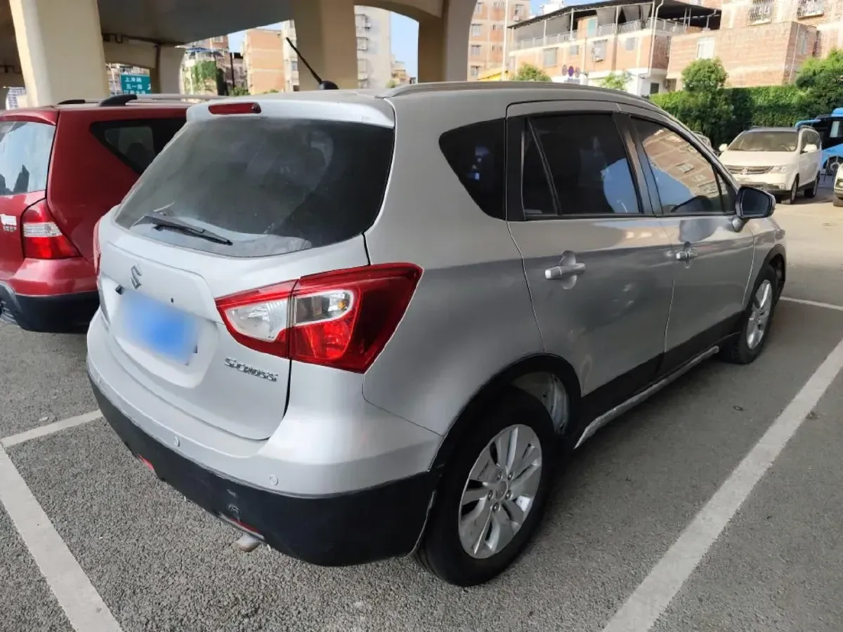 2014 Suzuki S-cross 1.6L 122HP L4 5MT,autocango,china used car exporter,china ev exporter,chinese used car exporter,chinese used ev exporter