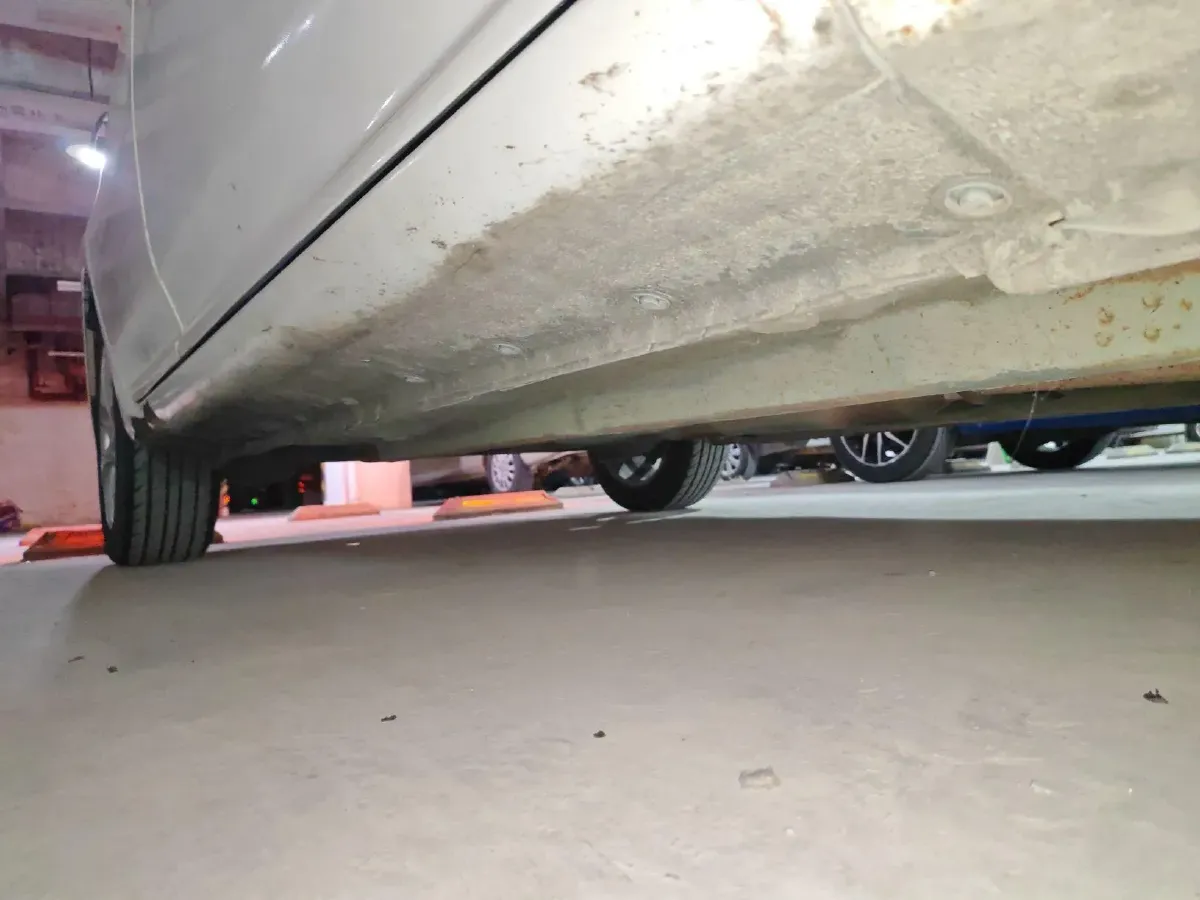 2014 Geely KingKong 1.5L 102HP L4 5MT,autocango,china used car exporter,china ev exporter,chinese used car exporter,chinese used ev exporter