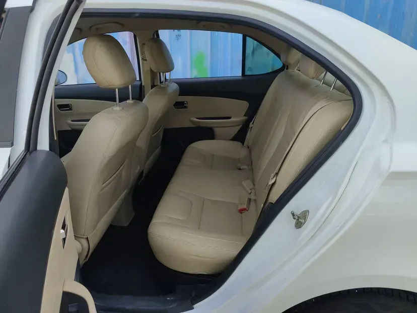 2015 Chery E3 1.5L 109HP L4 5MT,autocango,china used car exporter,china ev exporter,chinese used car exporter,chinese used ev exporter