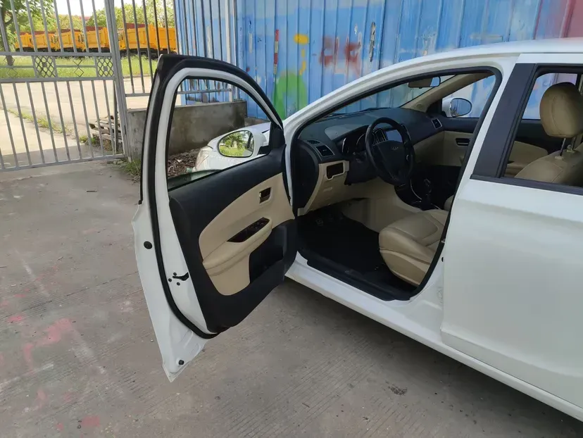 2015 Chery E3 1.5L 109HP L4 5MT,autocango,china used car exporter,china ev exporter,chinese used car exporter,chinese used ev exporter