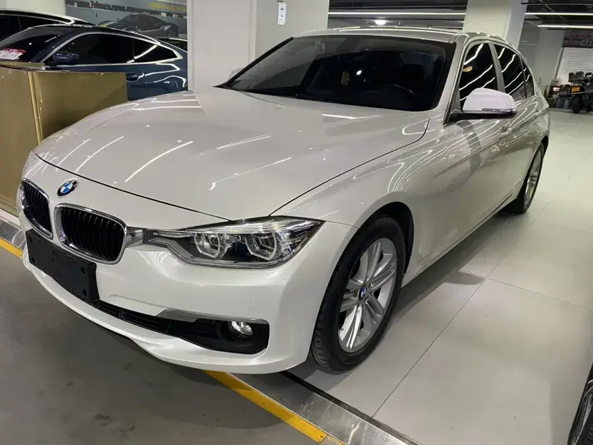 2016 BMW 3 Series 2.0T 184HP L4 8AT