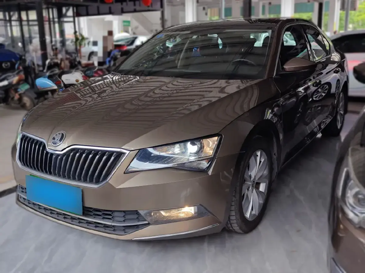 2016 Skoda Superb 1.4T 150HP L4 7DCT