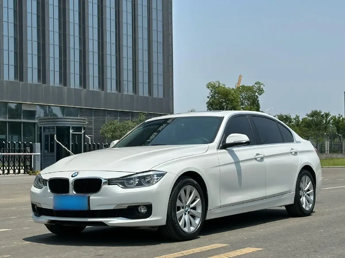 2017 BMW 3 Series 1.5T 136HP L3 8AT