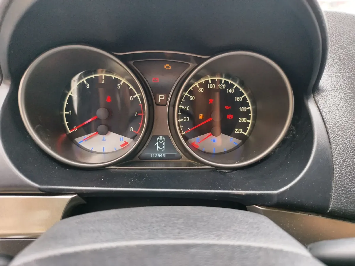 2014 Geely GX7 2.0L 141HP L4 6AT,autocango,china used car exporter,china ev exporter,chinese used car exporter,chinese used ev exporter