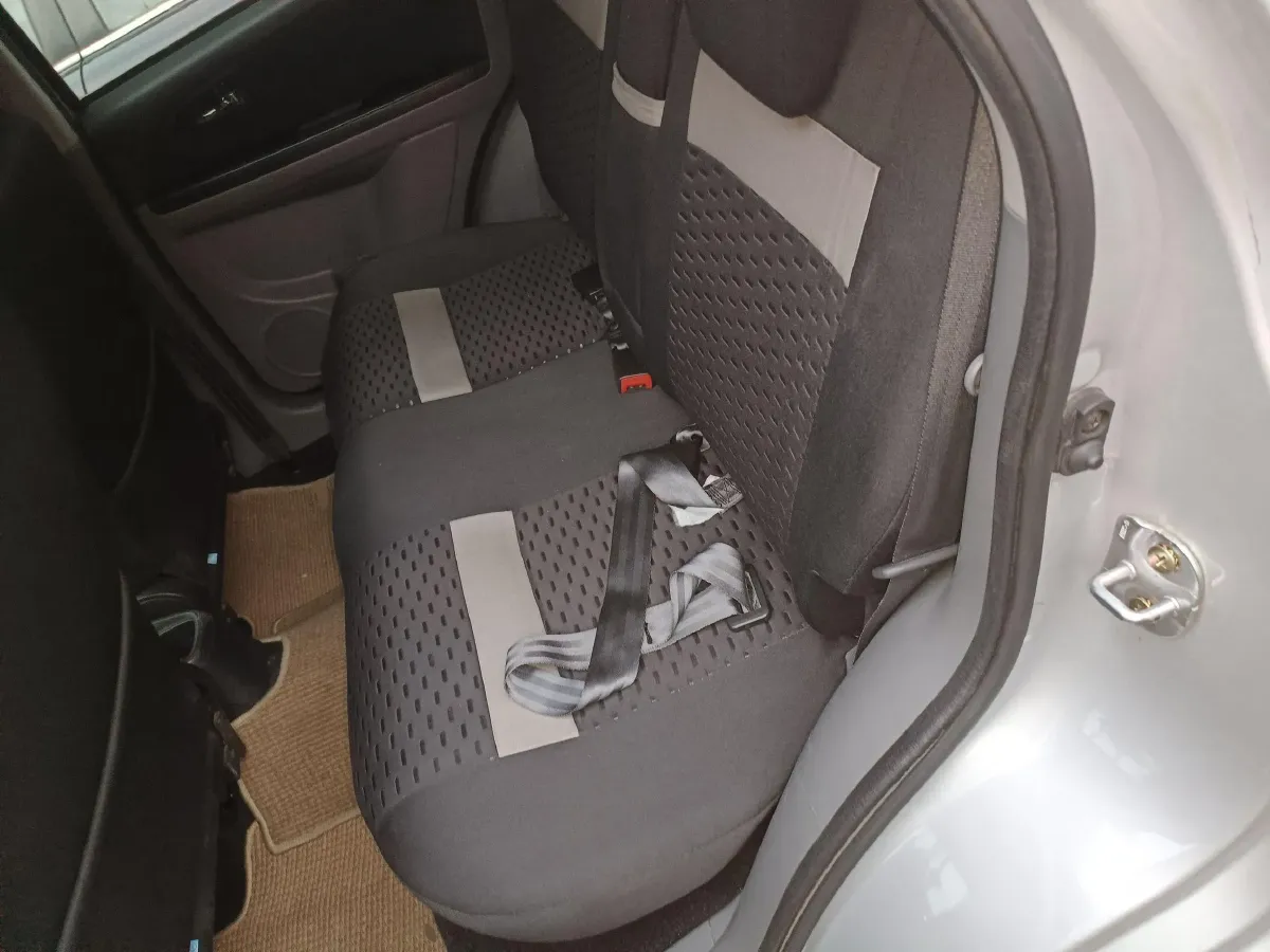 2011 Suzuki SX4 1.6L 109HP L4 5MT,autocango,china used car exporter,china ev exporter,chinese used car exporter,chinese used ev exporter