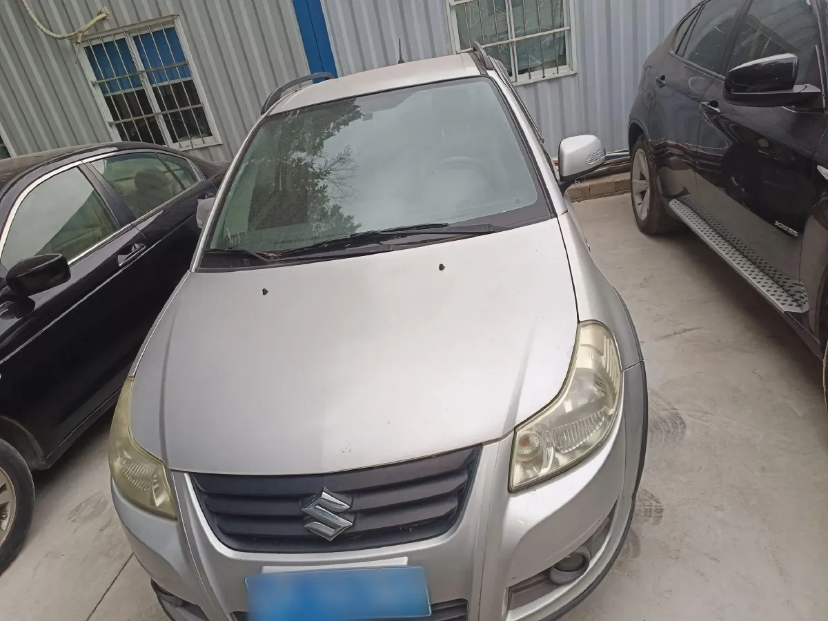 2011 Suzuki SX4 1.6L 109HP L4 5MT,autocango,china used car exporter,china ev exporter,chinese used car exporter,chinese used ev exporter