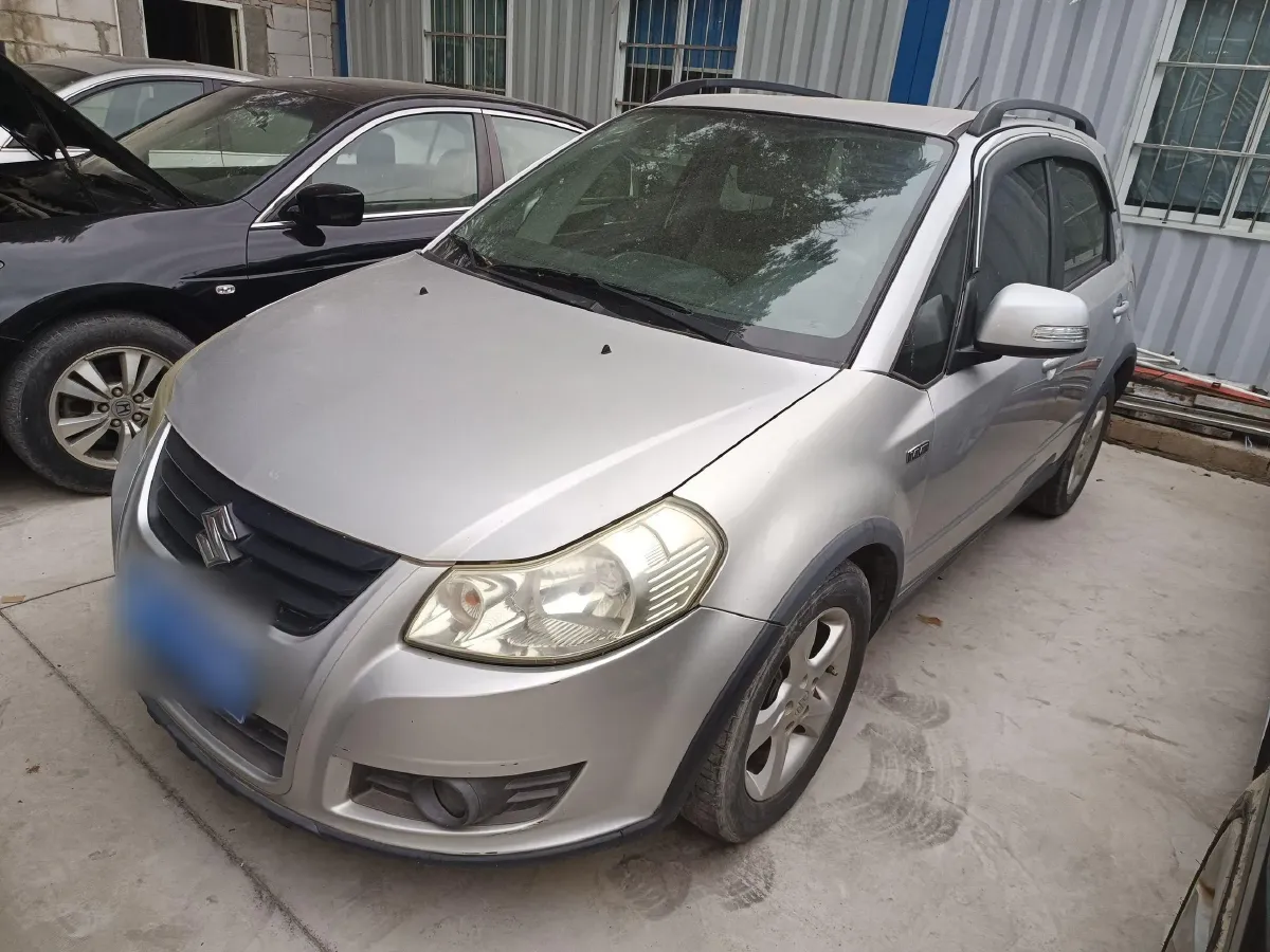 2011 Suzuki SX4 1.6L 109HP L4 5MT,autocango,china used car exporter,china ev exporter,chinese used car exporter,chinese used ev exporter