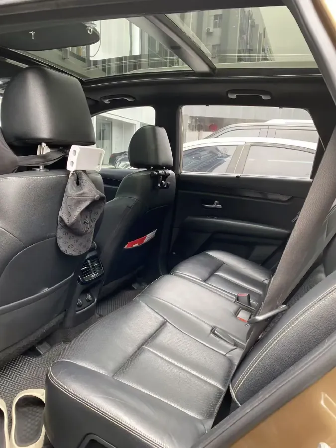 2017 Kia KX7 2.0T 241HP L4 6AT,autocango,china used car exporter,china ev exporter,chinese used car exporter,chinese used ev exporter