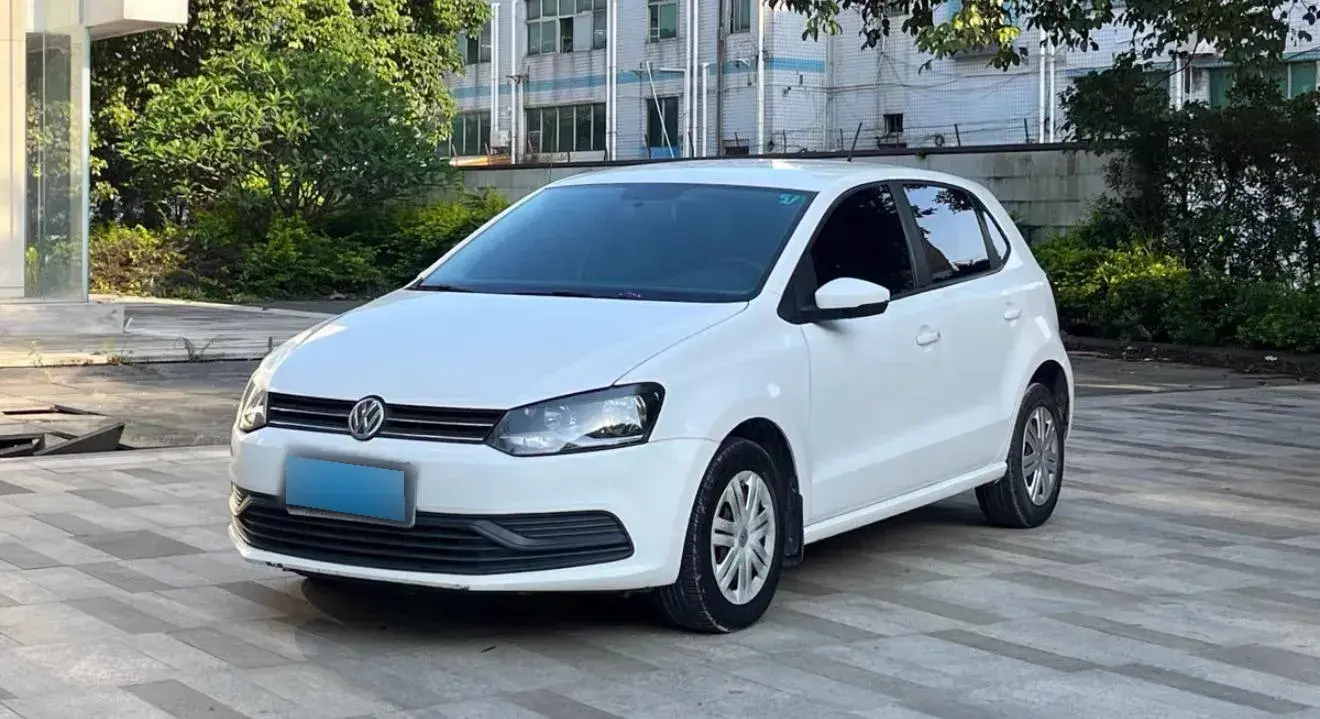 2016 Volkswagen Polo 1.4L 90HP L4 5MT