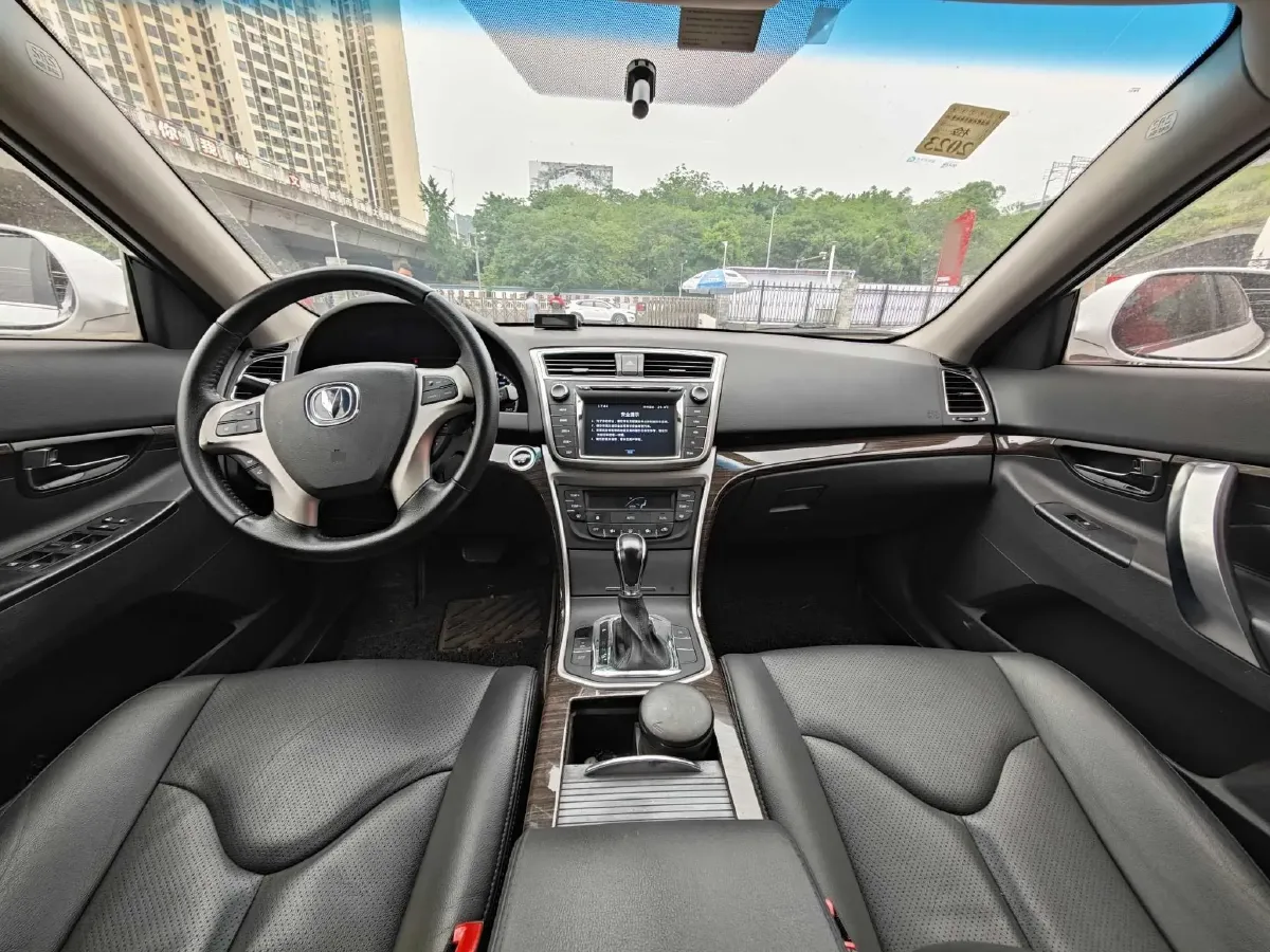 2014 ChangAn Raeton 1.8T 177HP L4 6AT,autocango,china used car exporter,china ev exporter,chinese used car exporter,chinese used ev exporter