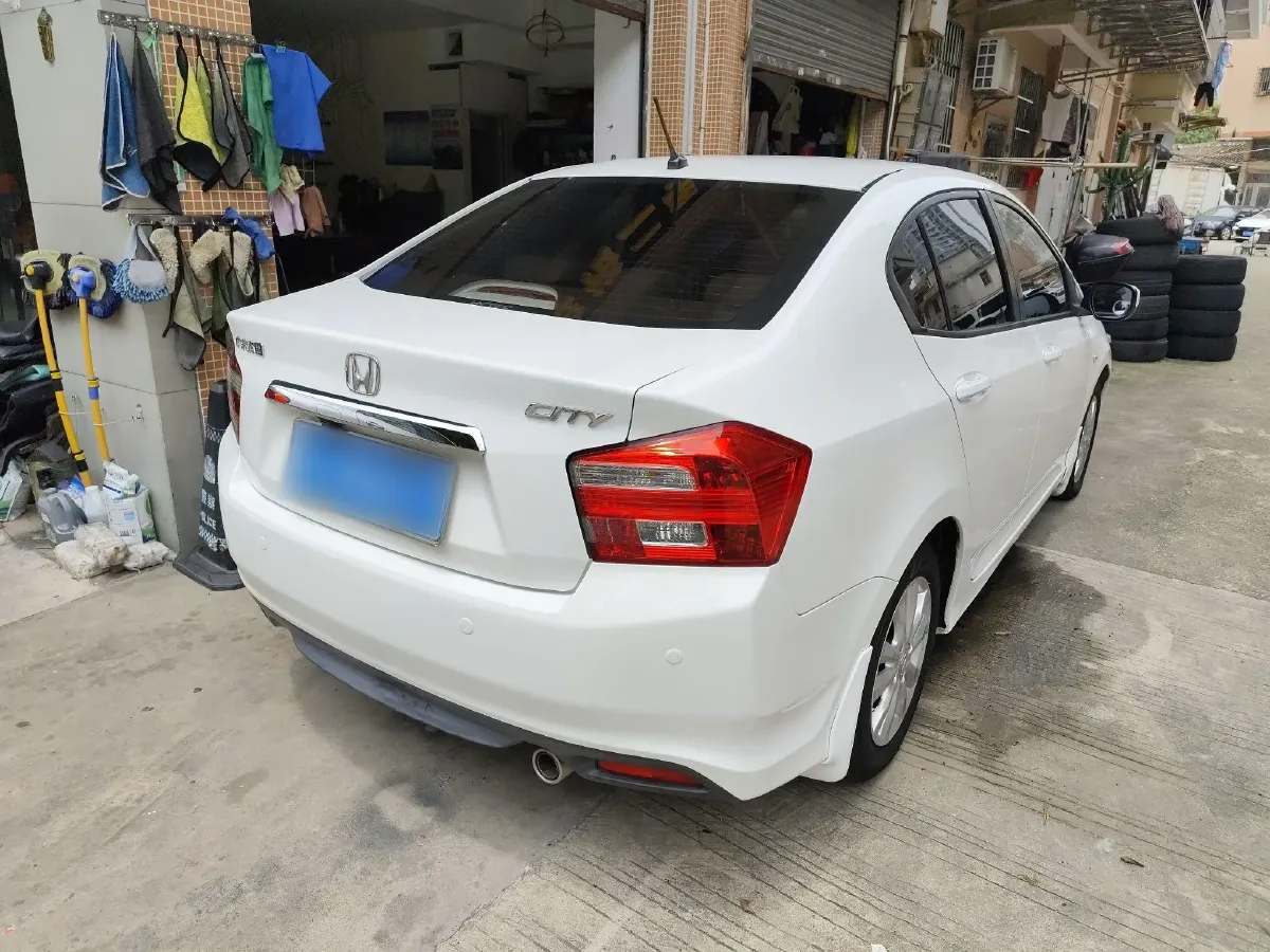 2012 Honda City Classic 1.5L 120HP L4 5AT,autocango,china used car exporter,china ev exporter,chinese used car exporter,chinese used ev exporter