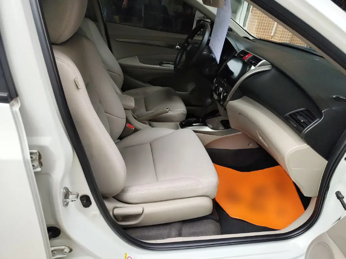 2012 Honda City Classic 1.5L 120HP L4 5AT,autocango,china used car exporter,china ev exporter,chinese used car exporter,chinese used ev exporter