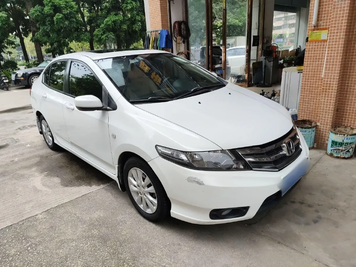 2012 Honda City Classic 1.5L 120HP L4 5AT,autocango,china used car exporter,china ev exporter,chinese used car exporter,chinese used ev exporter